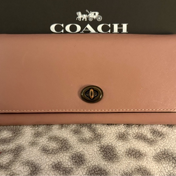 Coach Handbags - Coach Leather Wallet